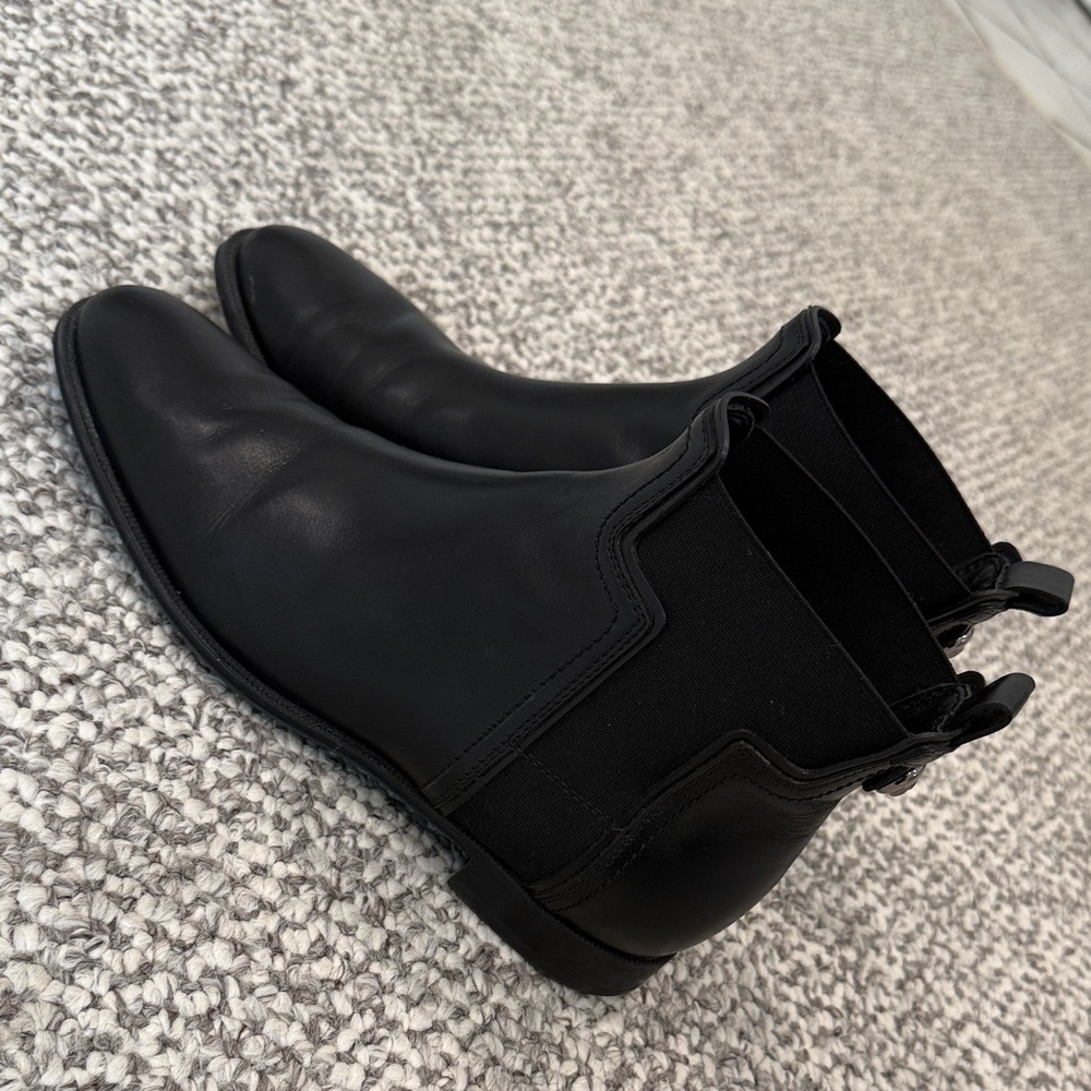 Tod’s Black Leather women’s Boots